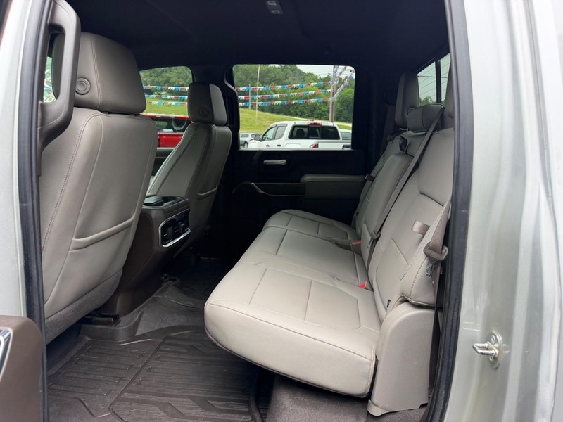 GMC Sierra 2500HD Vehicle Image 07