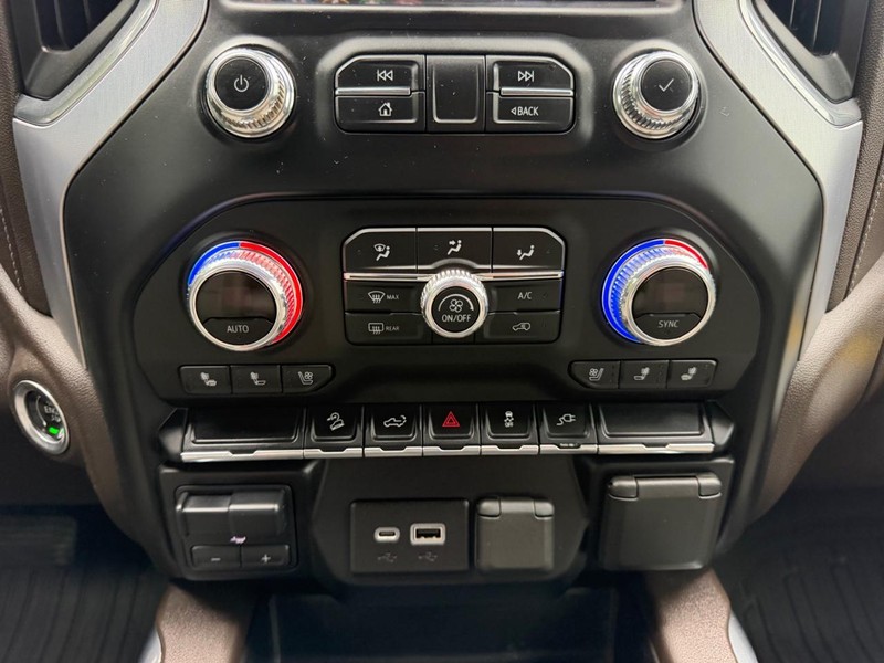 GMC Sierra 2500HD Vehicle Image 13