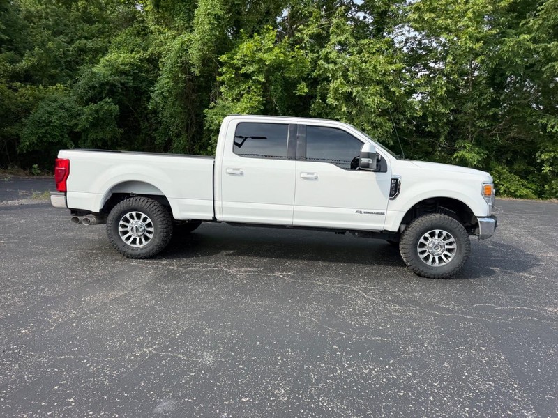 Ford Super Duty F-250 SRW Vehicle Image 02
