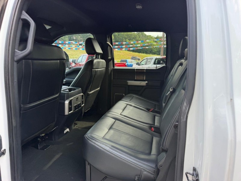 Ford Super Duty F-250 SRW Vehicle Image 07