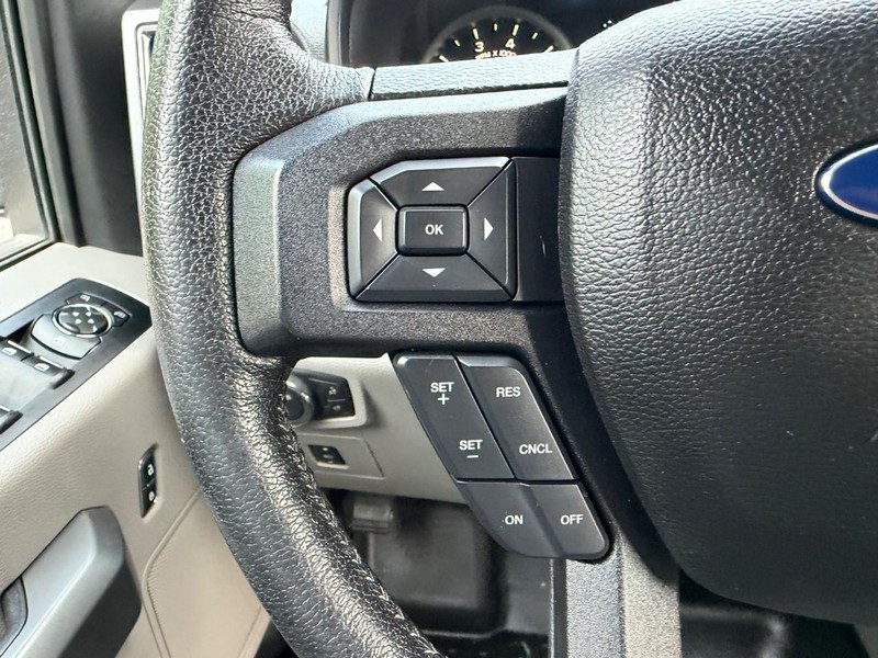 Ford F-150 Vehicle Image 10