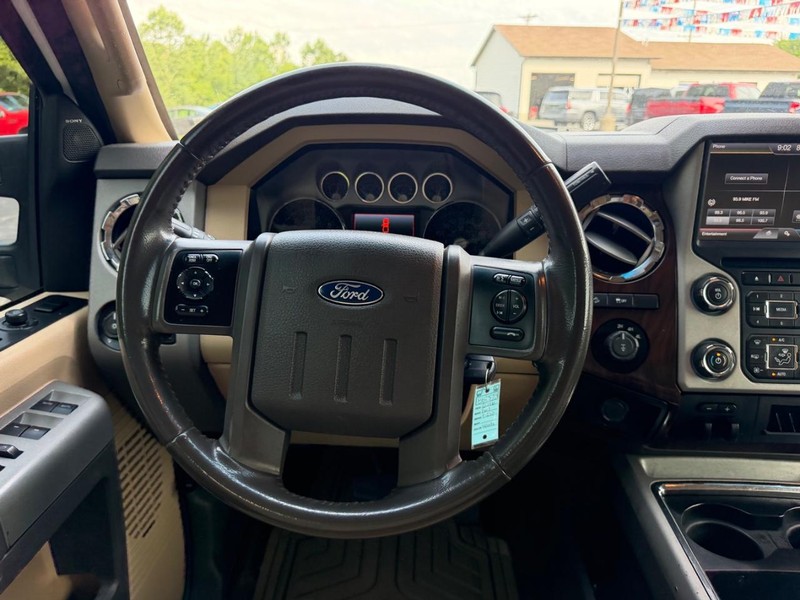 Ford Super Duty F-250 SRW Vehicle Image 09