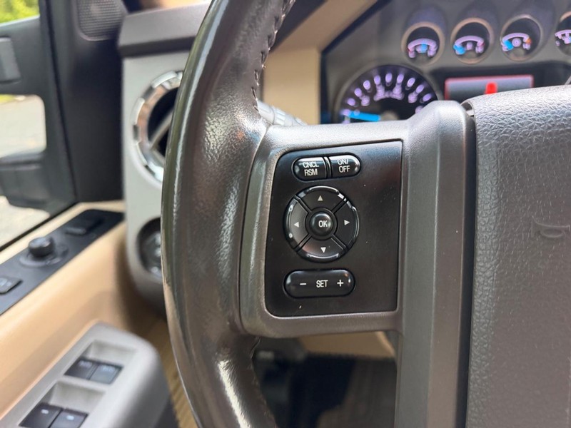 Ford Super Duty F-250 SRW Vehicle Image 10