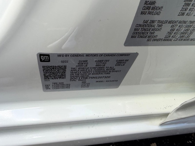 Chevrolet Silverado 2500HD Vehicle Image 19