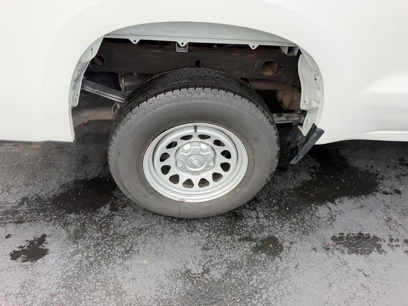 Chevrolet Silverado 1500 Vehicle Image 06