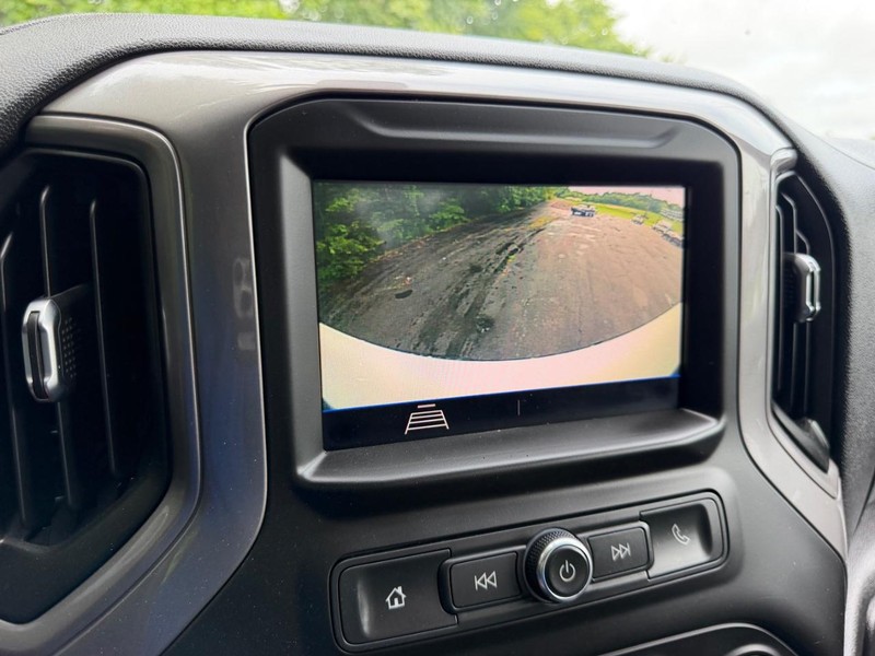 Chevrolet Silverado 1500 Vehicle Image 16