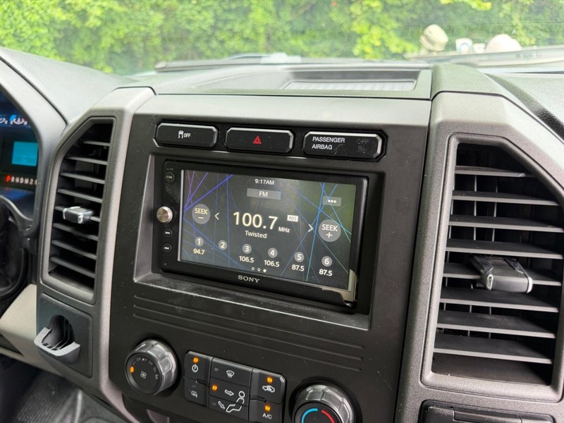 Ford Super Duty F-250 SRW Vehicle Image 10