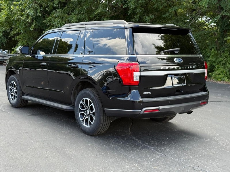 Ford Expedition Vehicle Image 06