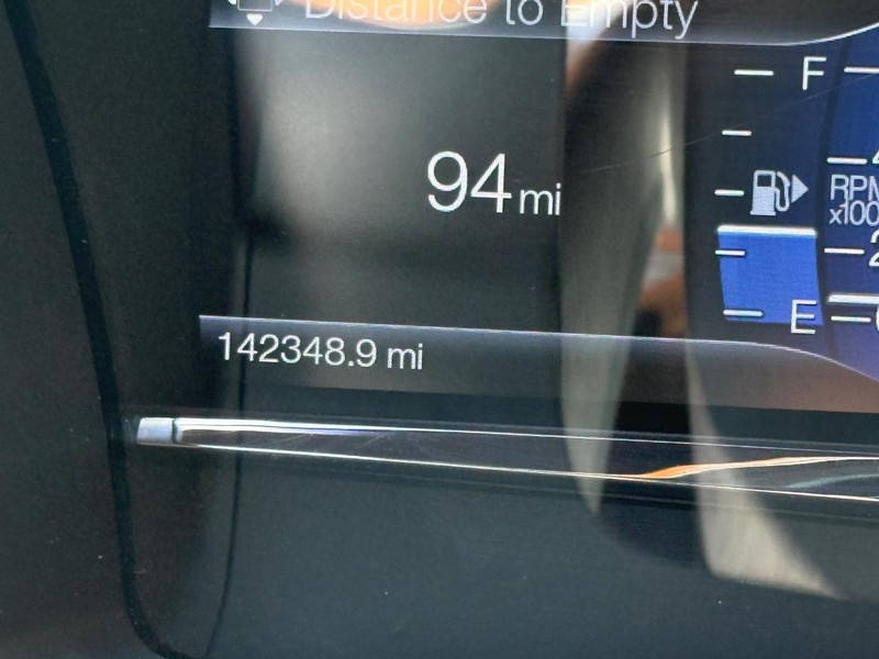 Lincoln MKS Vehicle Image 20