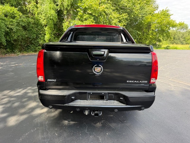 Cadillac Escalade EXT Vehicle Image 04