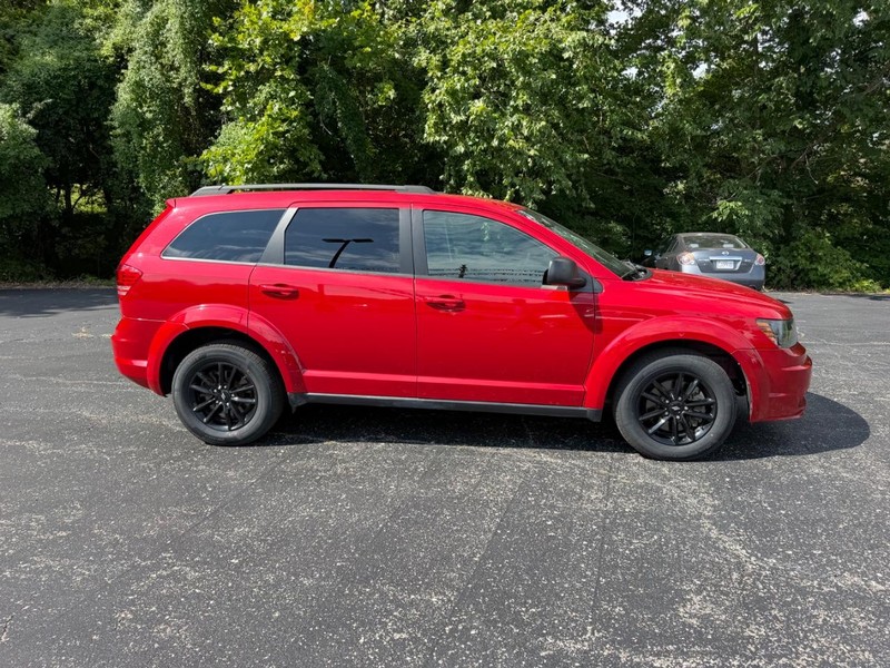 Dodge Journey Vehicle Image 02