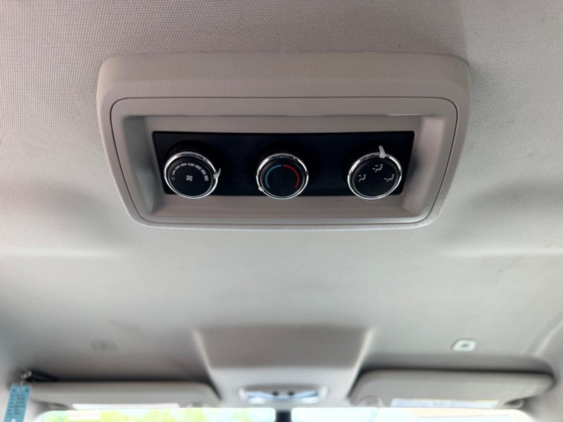 Dodge Journey Vehicle Image 09