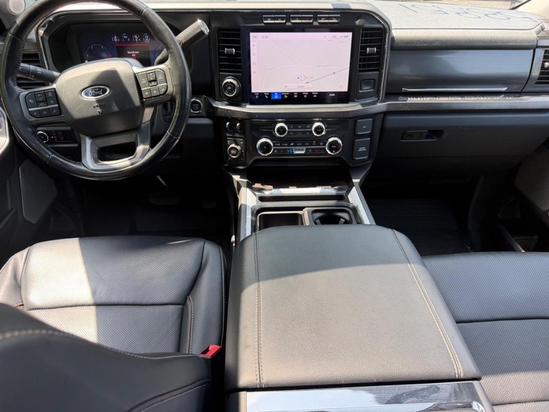 Ford Super Duty F-250 SRW Vehicle Image 09