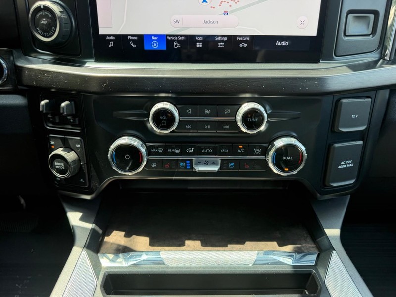Ford Super Duty F-250 SRW Vehicle Image 14