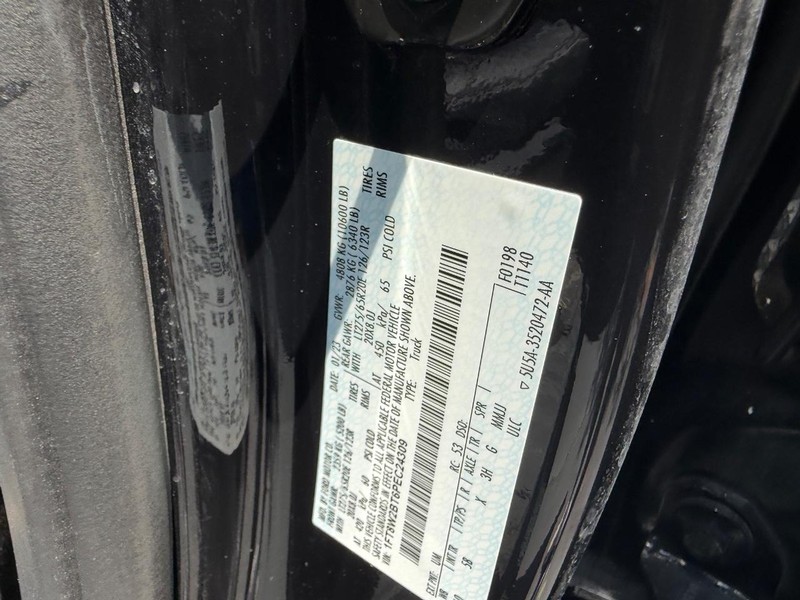 Ford Super Duty F-250 SRW Vehicle Image 21