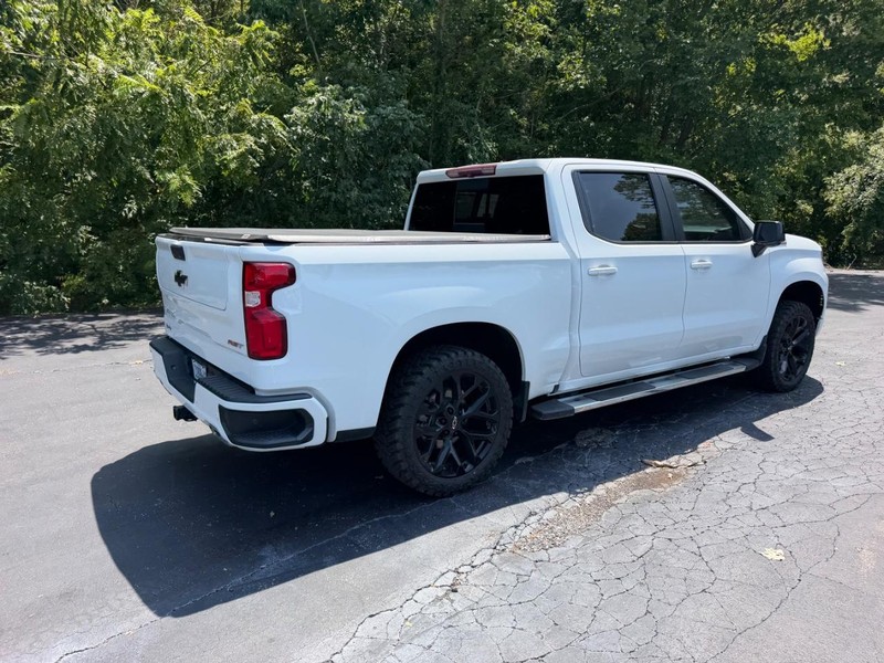 Chevrolet Silverado 1500 Vehicle Image 03
