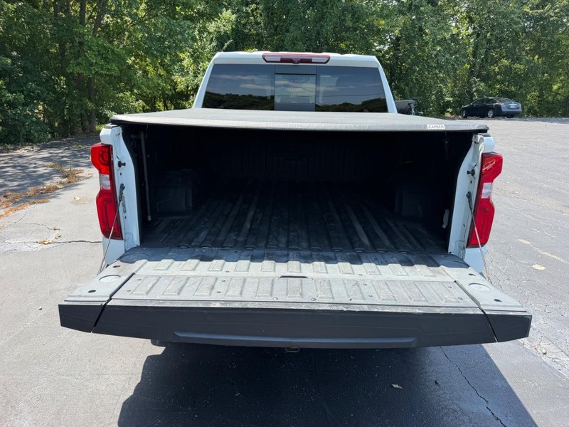 Chevrolet Silverado 1500 Vehicle Image 05