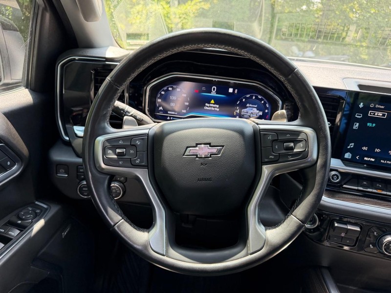 Chevrolet Silverado 1500 Vehicle Image 10