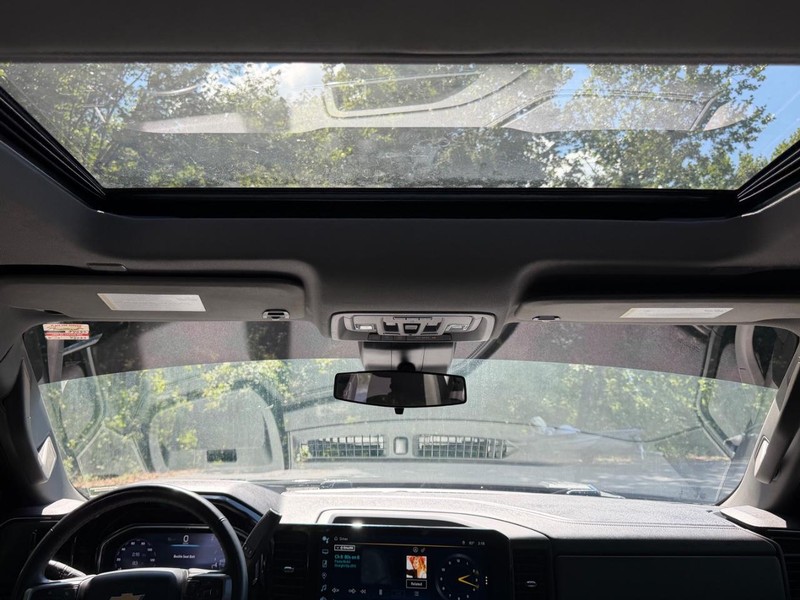Chevrolet Silverado 2500HD Vehicle Image 08