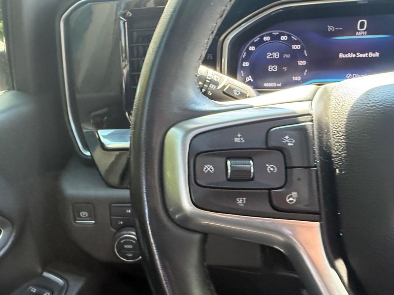 Chevrolet Silverado 2500HD Vehicle Image 11