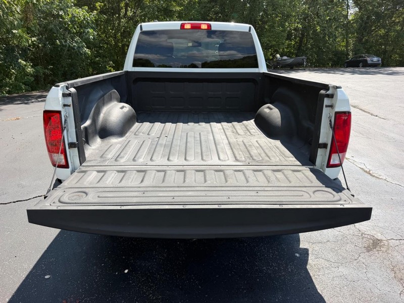 Ram 1500 Classic Vehicle Image 05