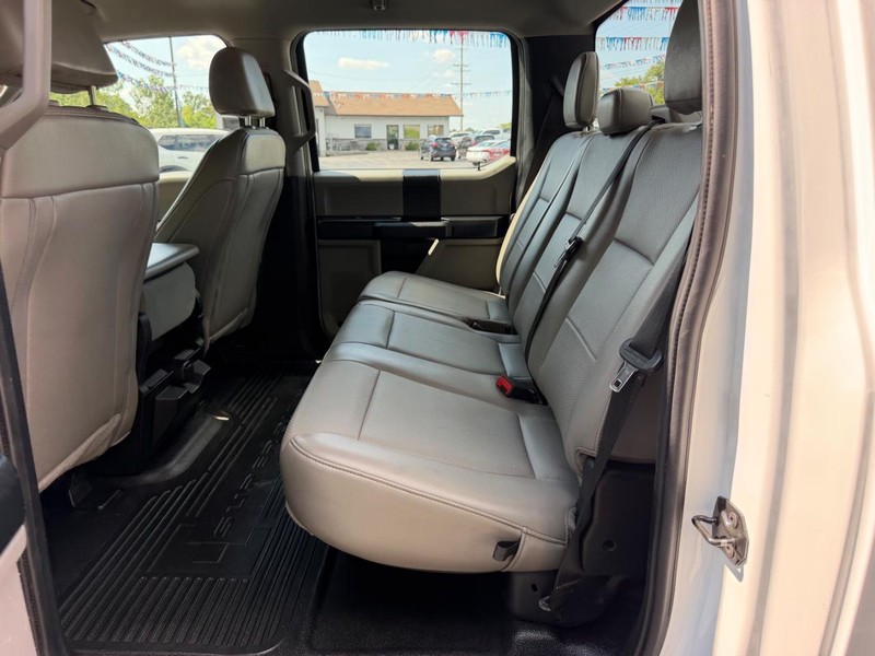Ford Super Duty F-250 SRW Vehicle Image 07