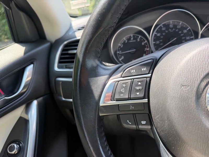 Mazda CX-5 Vehicle Image 11