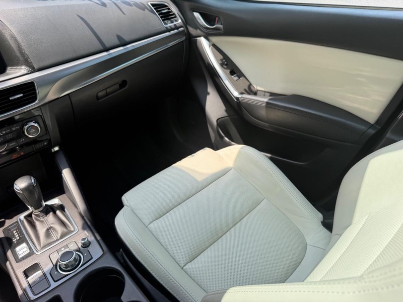 Mazda CX-5 Vehicle Image 16