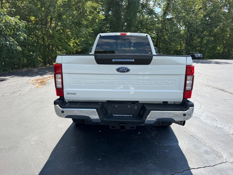 Ford Super Duty F-250 SRW Vehicle Image 04