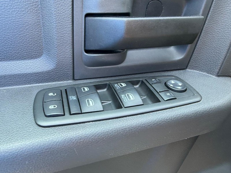 Ram 2500 Vehicle Image 15