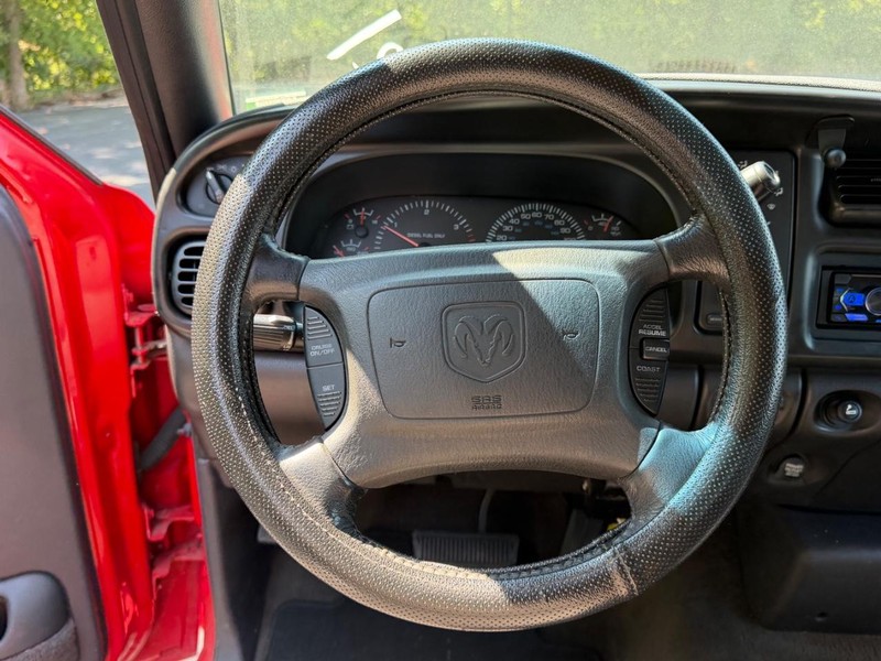 Dodge Ram 2500 Vehicle Image 09