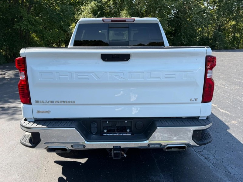 Chevrolet Silverado 1500 Vehicle Full-screen Gallery Image 04
