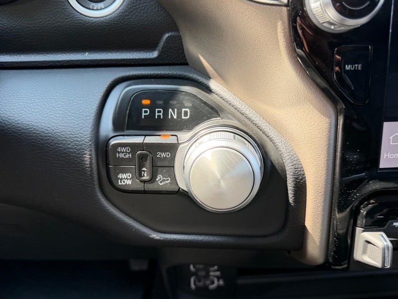 Ram 2500 Vehicle Image 15