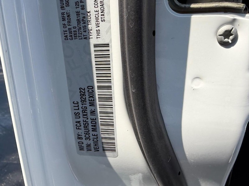 Ram 2500 Vehicle Image 22