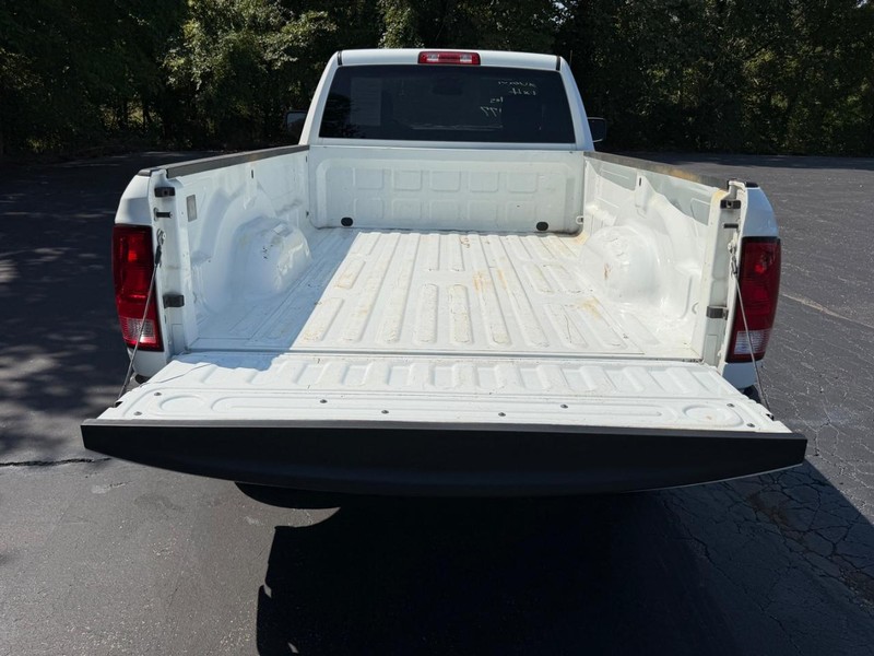 Ram 1500 Classic Vehicle Image 05