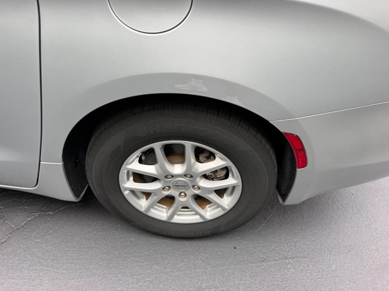 Chrysler Voyager Vehicle Image 07