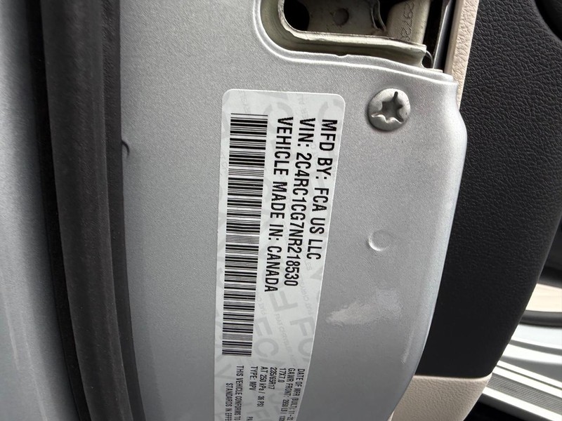 Chrysler Voyager Vehicle Image 23