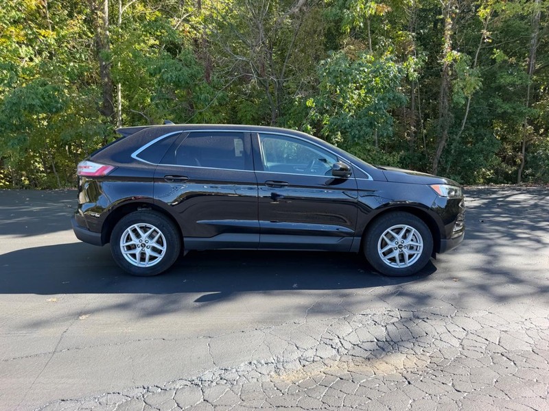 Ford Edge Vehicle Image 02