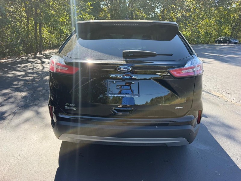 Ford Edge Vehicle Image 04