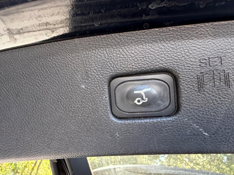 Ford Edge Vehicle Image 06