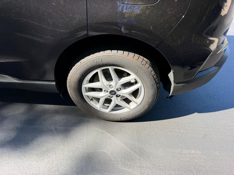 Ford Edge Vehicle Image 07