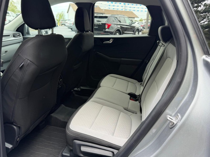 Ford Escape Vehicle Image 08