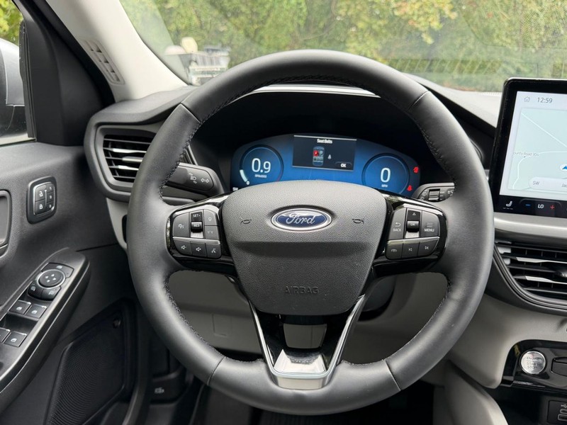 Ford Escape Vehicle Image 10