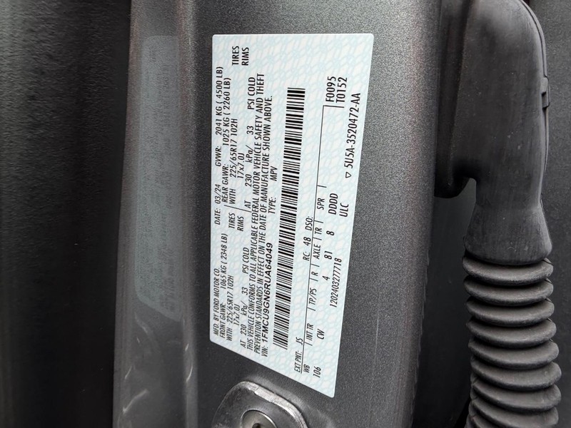 Ford Escape Vehicle Image 22