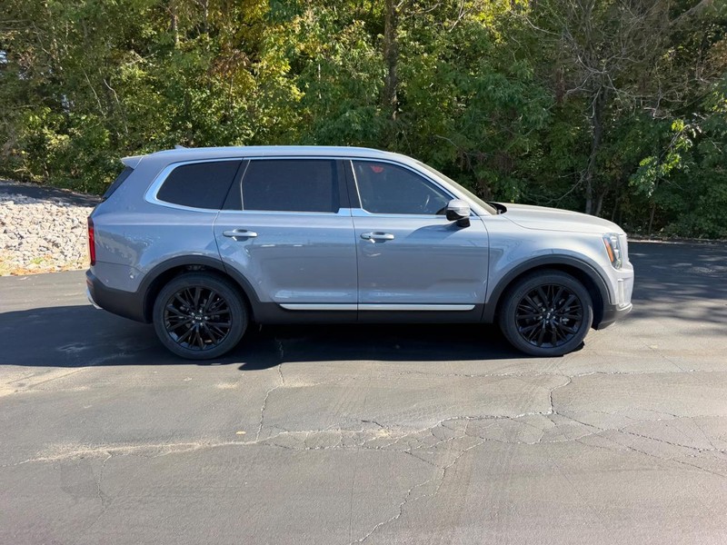 Kia Telluride Vehicle Image 02