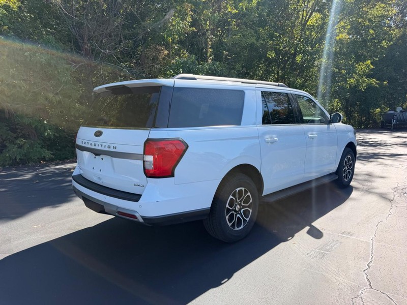 Ford Expedition Max Vehicle Image 03
