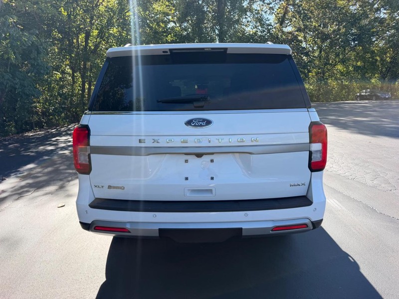 Ford Expedition Max Vehicle Image 04