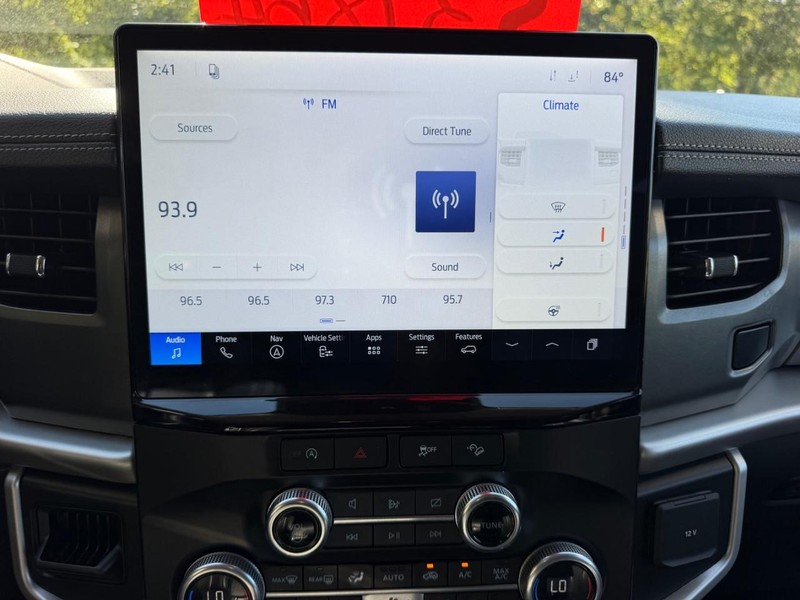 Ford Expedition Max Vehicle Image 15