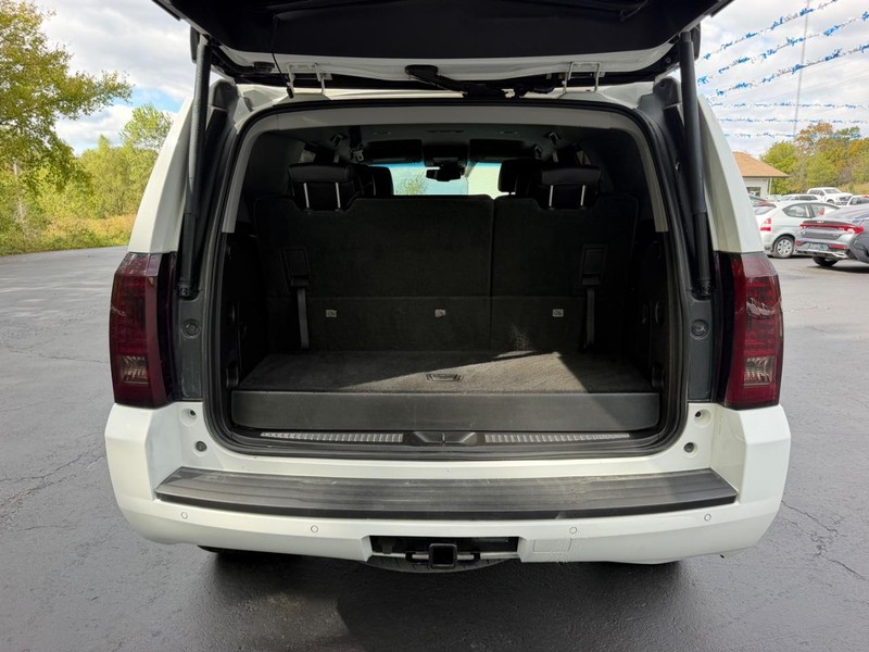 Chevrolet Tahoe Vehicle Full-screen Gallery Image 05