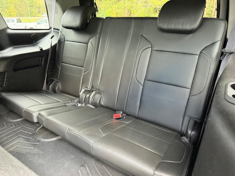 Chevrolet Tahoe Vehicle Full-screen Gallery Image 08